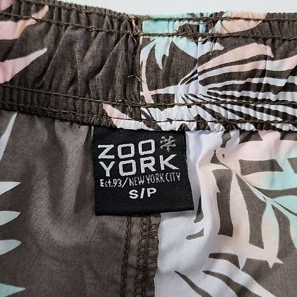 Zoo York Men's Lightweight Shorts Brown Tropical Print Elastic Waist Size Small - Picture 10 of 14